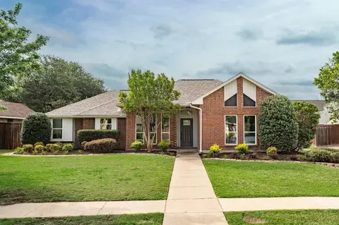 1902 Lansdown Dr, Carrollton, TX 75010
