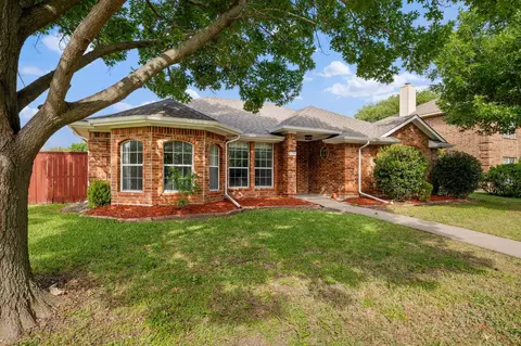 5709 Eagle Dr, Rowlett, TX 75088