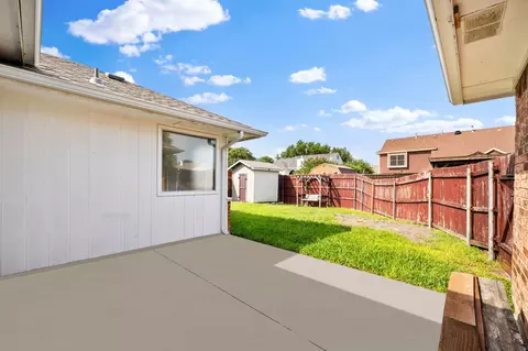 Exterior - 5709 Eagle Dr, Rowlett, TX 75088 photo 4 of 4