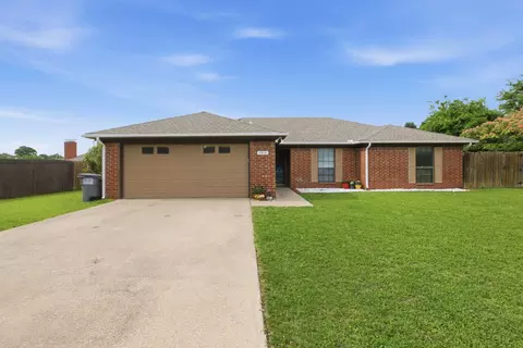 1515 Eastland Cir, Sachse, TX 75048