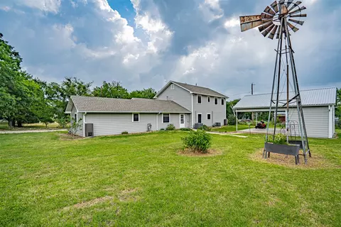 501 Endora St, Dublin, TX 76446