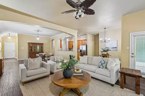 1321 Stone Mountain Pkwy, Savannah, TX 76227