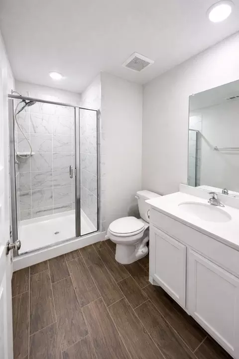 Bath - 6609 Adderly Rd, Pilot Point, TX 76258 photo 4 of 4