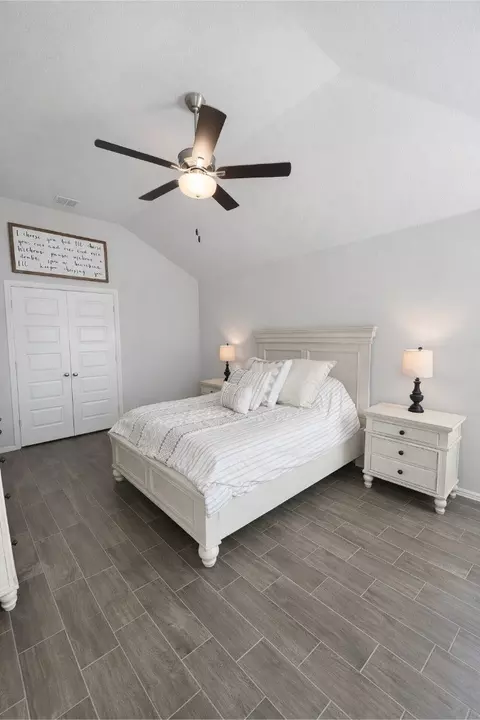 Bedroom - 6609 Adderly Rd, Pilot Point, TX 76258 photo 2 of 5