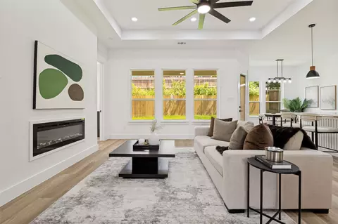 2632 Durham St, Dallas, TX 75241