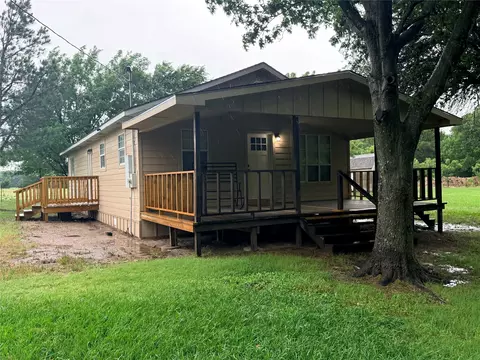 1982 County Road 1415, Bonham, TX 75418