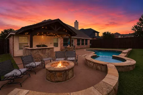12348 Macaroon Ln, Fort Worth, TX 76244