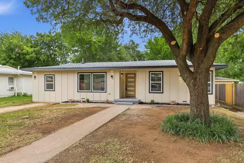 711 Drummond Dr, Arlington, TX 76012