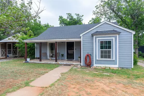 Exterior - 1925 Chestnut St, Abilene, TX 79602 photo 2 of 7
