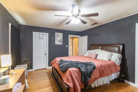 Bedroom - 1925 Chestnut St, Abilene, TX 79602 photo 2 of 6