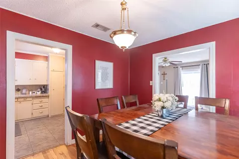 Dining - 1925 Chestnut St, Abilene, TX 79602 photo 2 of 4