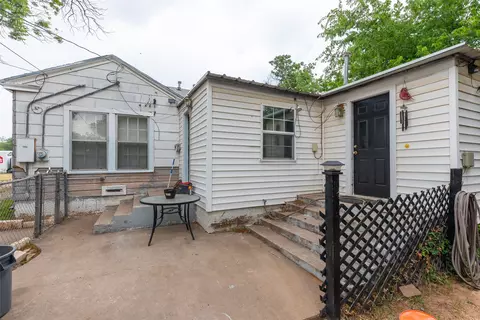 Exterior - 1925 Chestnut St, Abilene, TX 79602 photo 7 of 7
