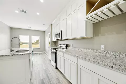 Kitchen - 3712 County Road 1102, Celeste, TX 75423 photo 2 of 3