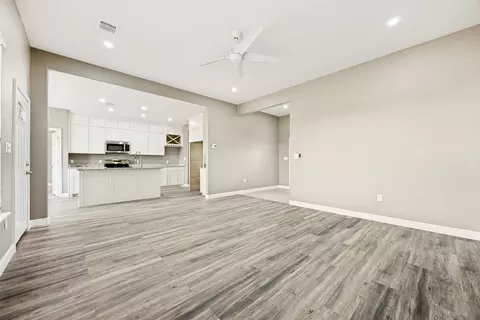 Living - 3712 County Road 1102, Celeste, TX 75423 photo 4 of 4