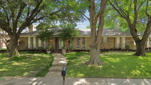 2708 Downing Dr, Plano, TX 75023