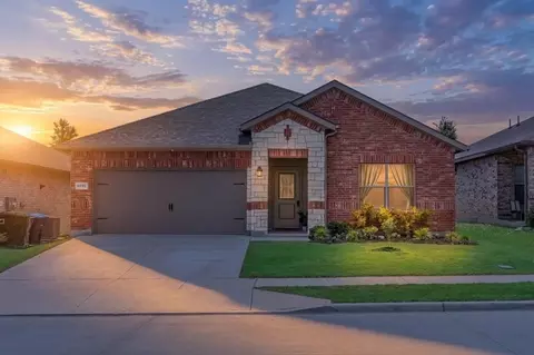 9705 Olanta Trl, Fort Worth, TX 76108