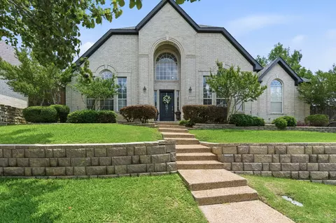 2013 Le Mans Dr, Carrollton, TX 75006