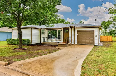 931 N Oak St, Muenster, TX 76252