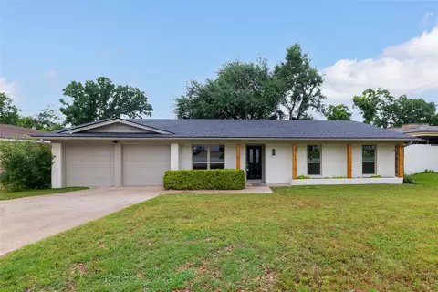 2004 York Dr, Edgecliff Village, TX 76134