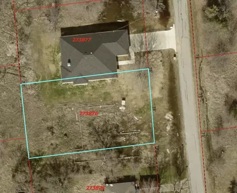 1081 Pearl Harbor St, Tool, TX 75751