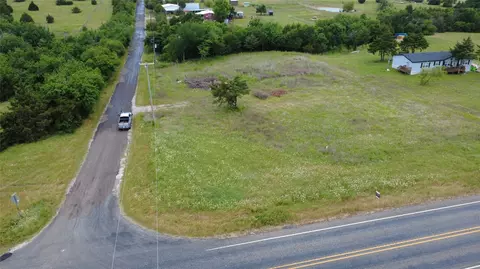 5856 County Road 1094, Celeste, TX 75423 photo 2