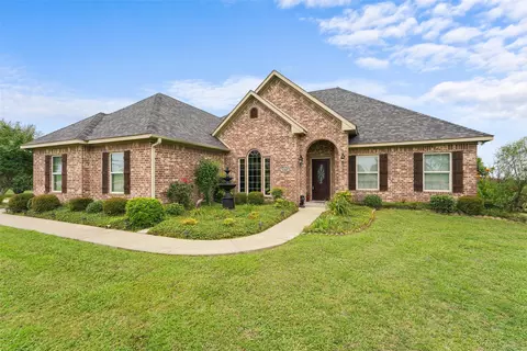 1243 Chartres, Kaufman, TX 75142