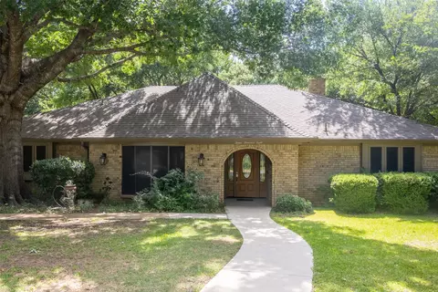 12008 Saddlehorn Ln, Mansfield, TX 76063