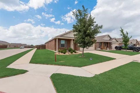 712 Odlozil Ln, Ennis, TX 75119