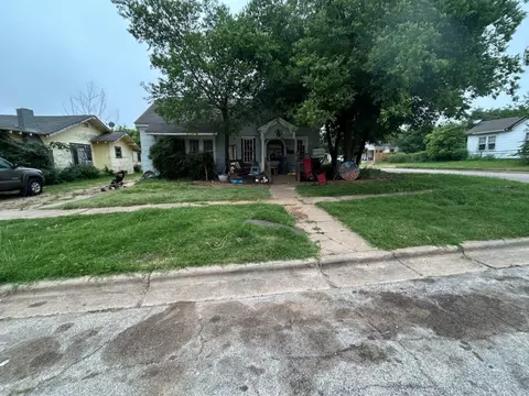 2100 Brown St, Wichita Falls, TX 76309