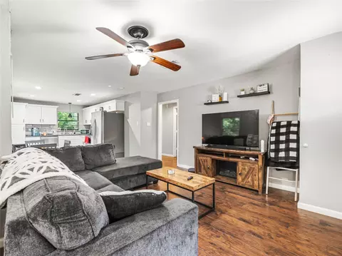 1401 Richard St, Mesquite, TX 75149