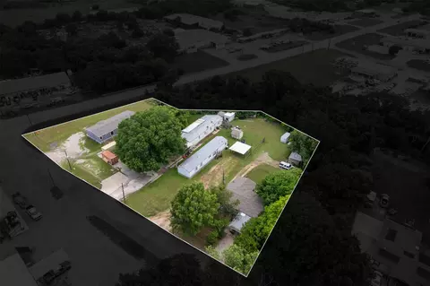 101-107 Syble Jean Dr, Burleson, TX 76028