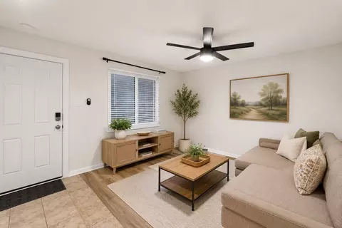 1421 S 12th St #114, Waco, TX 76706