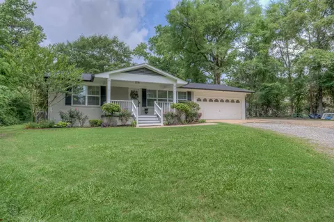 701 Chandler Rd, Haughton, LA 71037