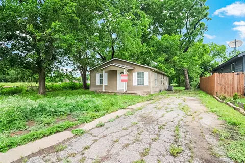 627 E Pacific St, Sherman, TX 75090