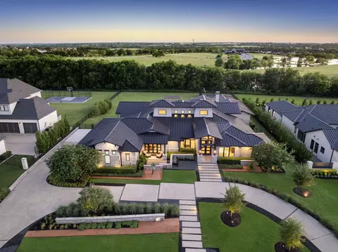 528 Lodge Hill Dr, Heath, TX 75032