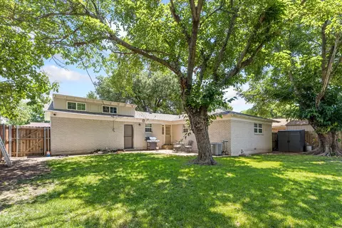 2125 Elton Rd, Haltom City, TX 76117