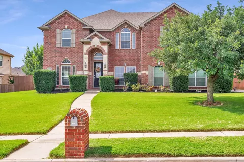 1232 Clearbrook Dr, Kennedale, TX 76060