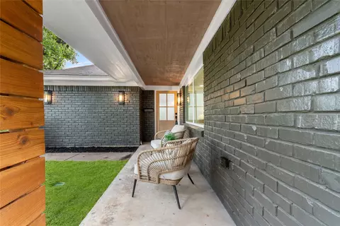 9110 Westglen Dr, Dallas, TX 75228