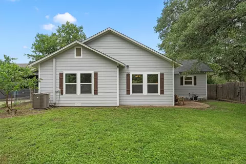Exterior - 4105 N 27th St, Waco, TX 76708 photo 3 of 4