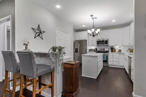 Kitchen - 4105 N 27th St, Waco, TX 76708 photo 3 of 4