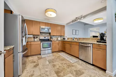 3115 Golden Oak, Farmers Branch, TX 75234