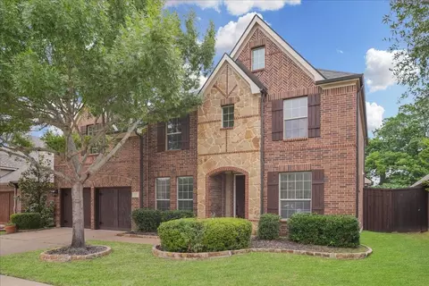 2407 Laguna Ln, Arlington, TX 76012