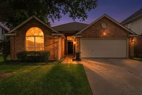 1809 Armstrong Dr, Flower Mound, TX 75028