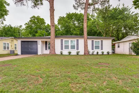 420 Arthur Dr, Hurst, TX 76053