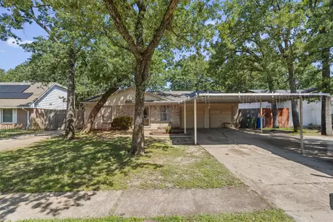 14605 Oakwood Ln, Balch Springs, TX 75180