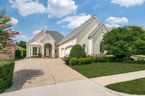 5864 Arrowhead Dr, Frisco, TX 75034