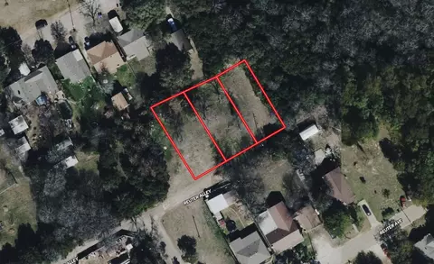 1300 Reuter Ave, Waco, TX 76708
