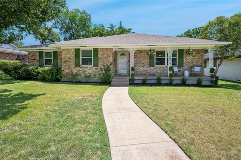 8426 Baumgarten Dr, Dallas, TX 75228