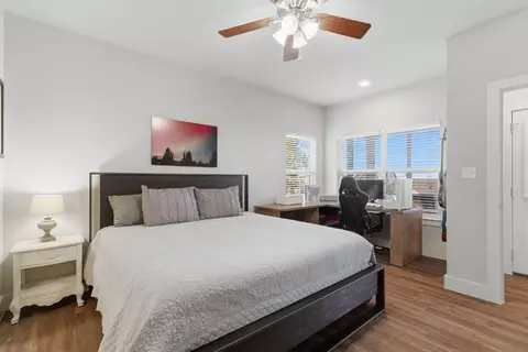 Bedroom - 824 E Northside Dr, Pilot Point, TX 76258 photo 2 of 4