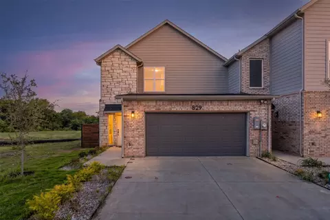 825 Premier Pkwy, Grand Prairie, TX 75051